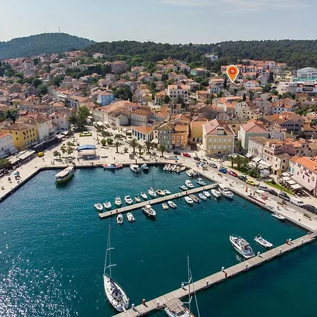Vila Bugevilija Πανσιόν *